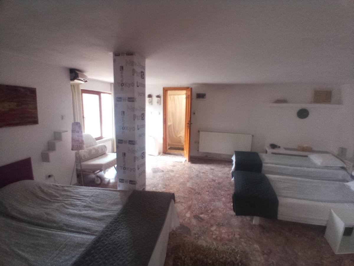 Стаи За Гости Алба Kazanlŭk Dış mekan fotoğraf