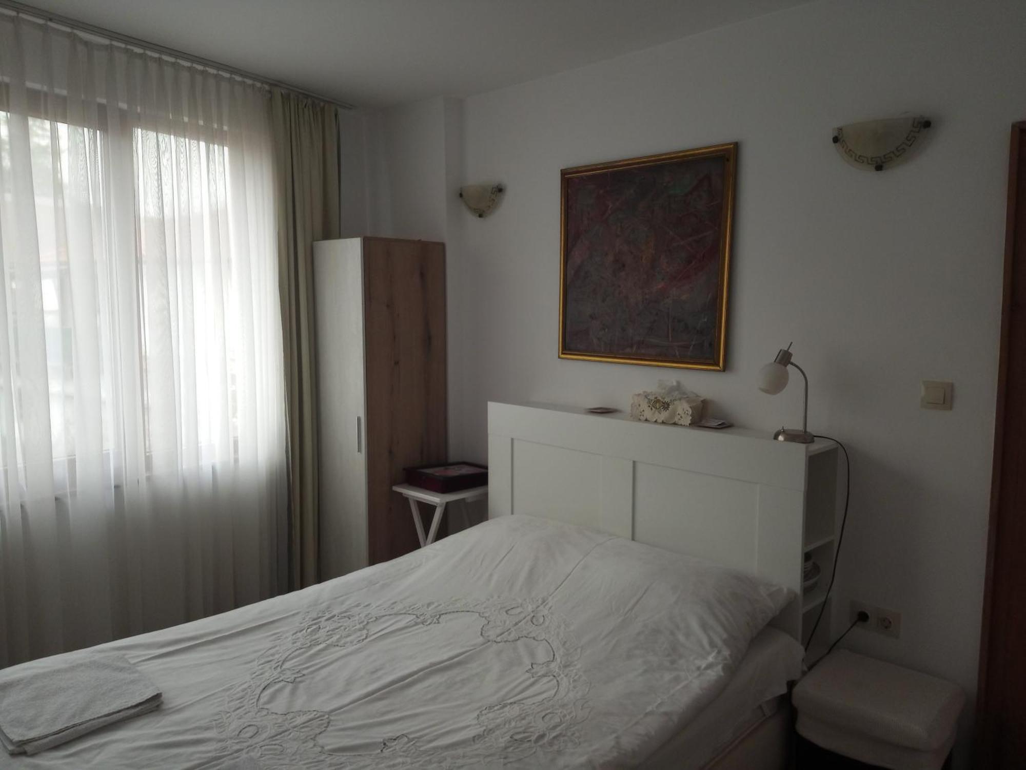 Стаи За Гости Алба Kazanlŭk Oda fotoğraf